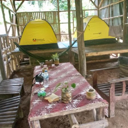 Landak River Guest House Only Trekking With Us 武吉拉旺 外观 照片