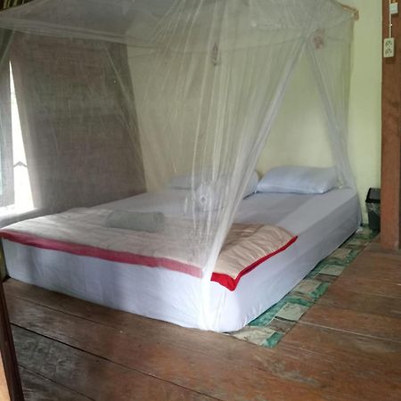 Landak River Guest House Only Trekking With Us 武吉拉旺 外观 照片