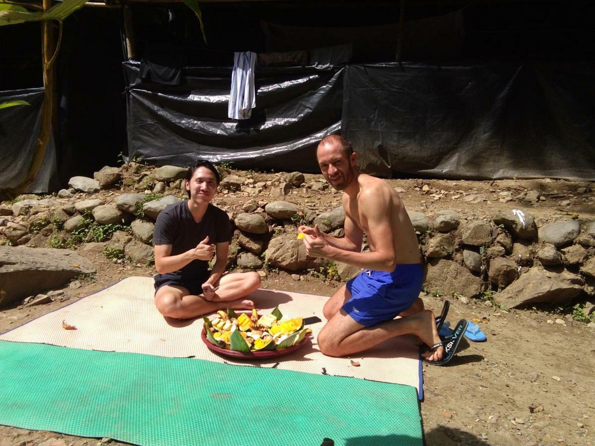 Landak River Guest House Only Trekking With Us 武吉拉旺 外观 照片